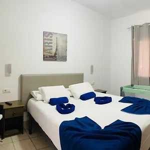 Baroli Nepal. Jardín Y Piscina Privada. Playa Blanca (Lanzarote)